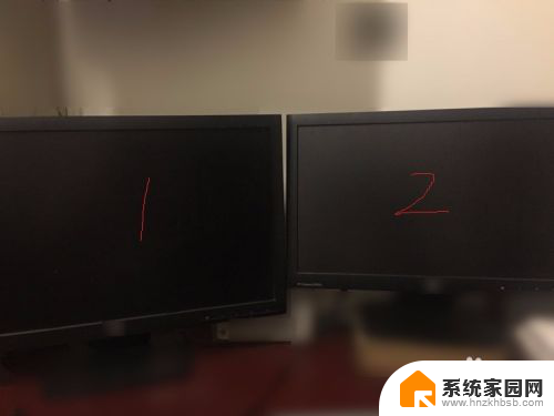一台电脑用两个显示器怎么设置 怎么连接电脑和两个显示器