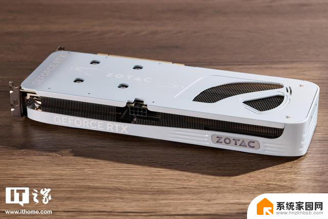 索泰GeForce RTX 5060 Ti 8GB月白OC显卡评测：性能如何，值得购买吗？