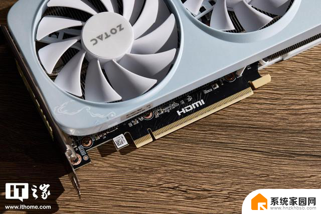 索泰GeForce RTX 5060 Ti 8GB月白OC显卡评测：性能如何，值得购买吗？