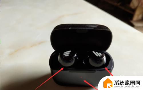 蓝牙耳机只能连接一个怎么解决 蓝牙耳机左右耳不能同时连接