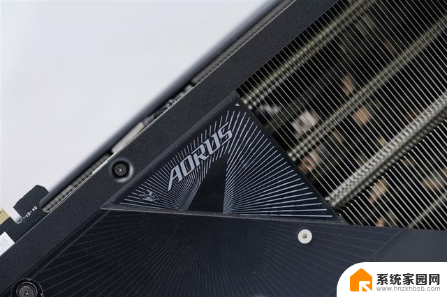 技嘉RTX 5070 Ti超级雕评测：高端玩家首选的游戏显卡