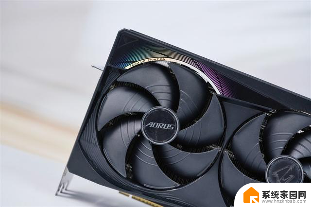 技嘉RTX 5070 Ti超级雕评测：高端玩家首选的游戏显卡