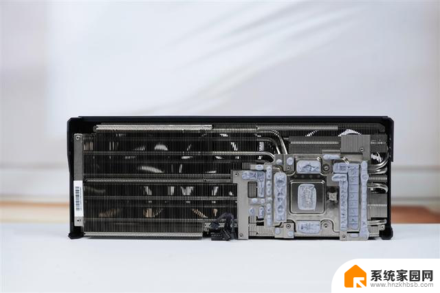 技嘉RTX 5070 Ti超级雕评测：高端玩家首选的游戏显卡