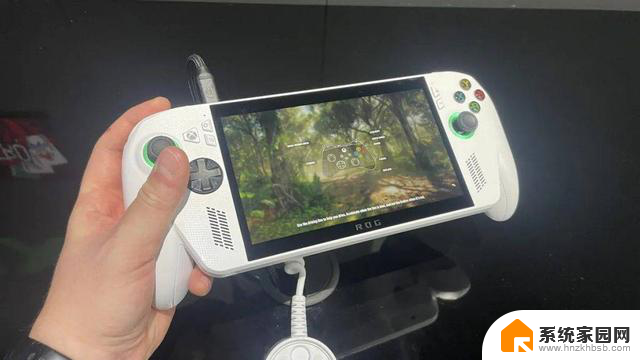 首款Xbox掌机正式发布，瘦身版Windows带来哪些变化？
